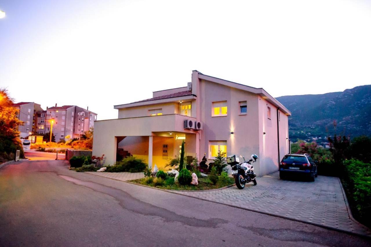 מוסטר Villa Mir מראה חיצוני תמונה